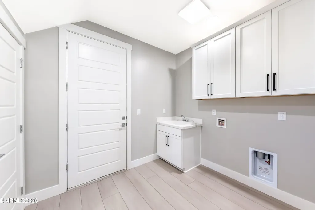 1075 Udowski Reno NV 89523