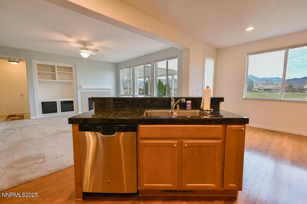 812 Ballybunion Dayton NV 89403