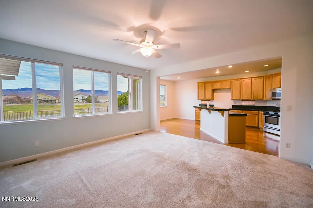 812 Ballybunion Dayton NV 89403
