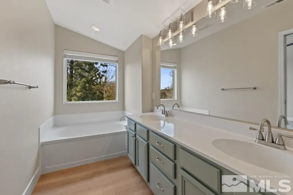 609 Caughlin Reno NV 89519