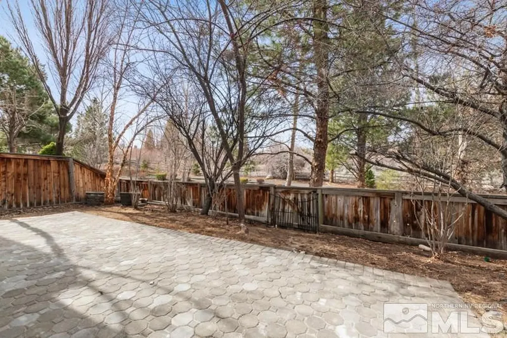 609 Caughlin Reno NV 89519