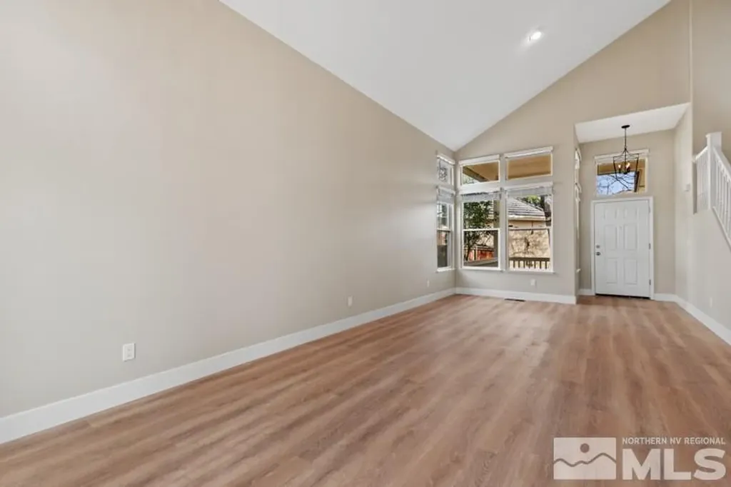 609 Caughlin Reno NV 89519