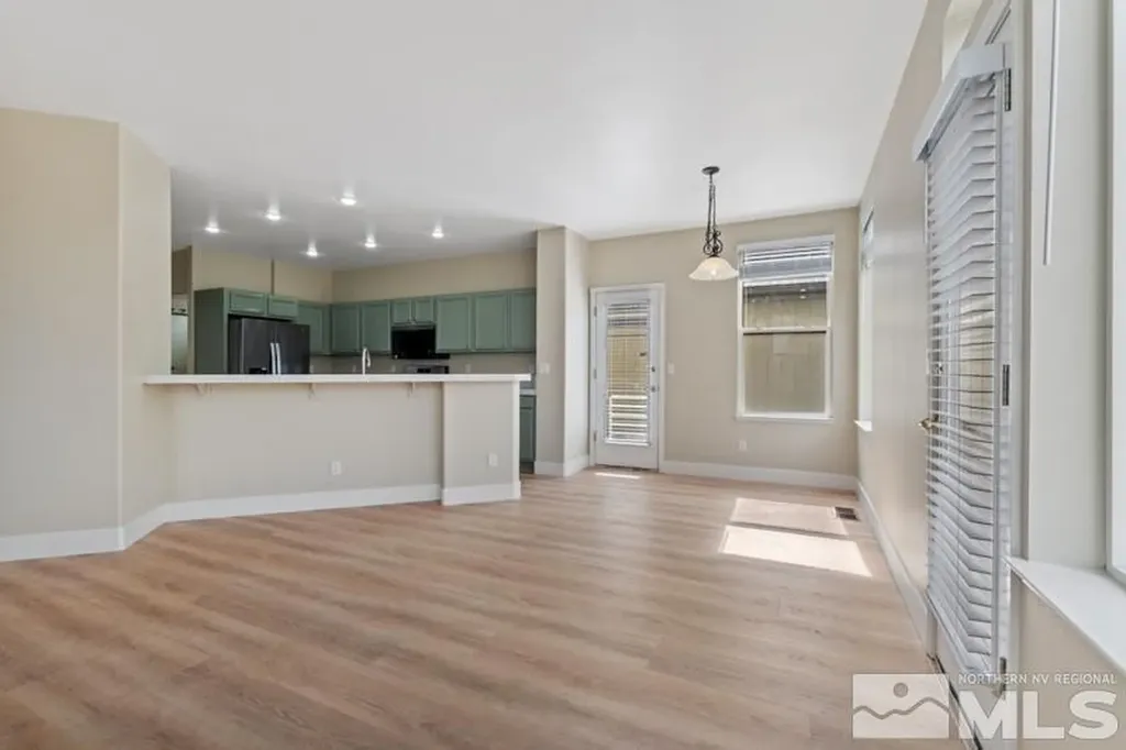 609 Caughlin Reno NV 89519