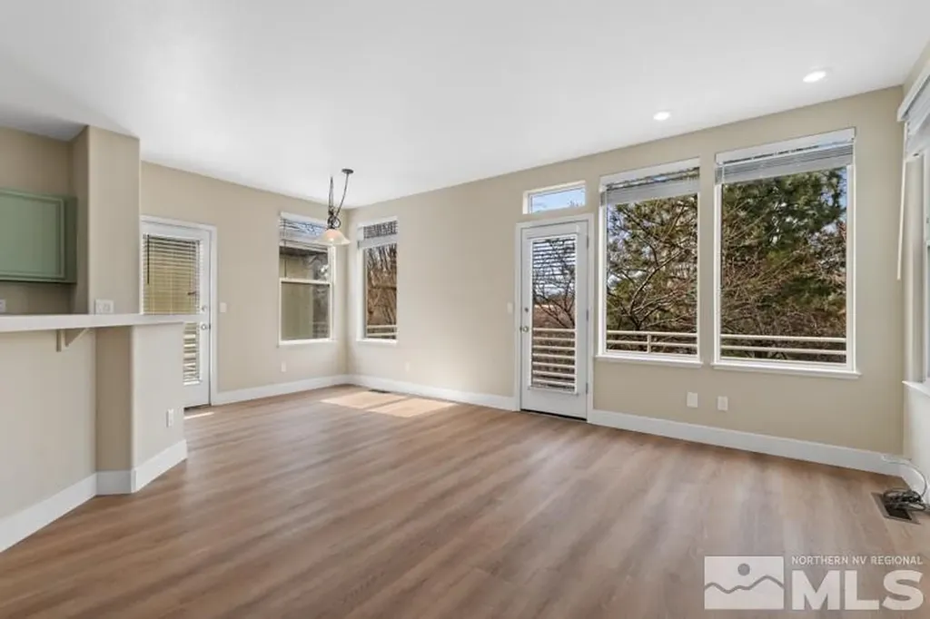 609 Caughlin Reno NV 89519