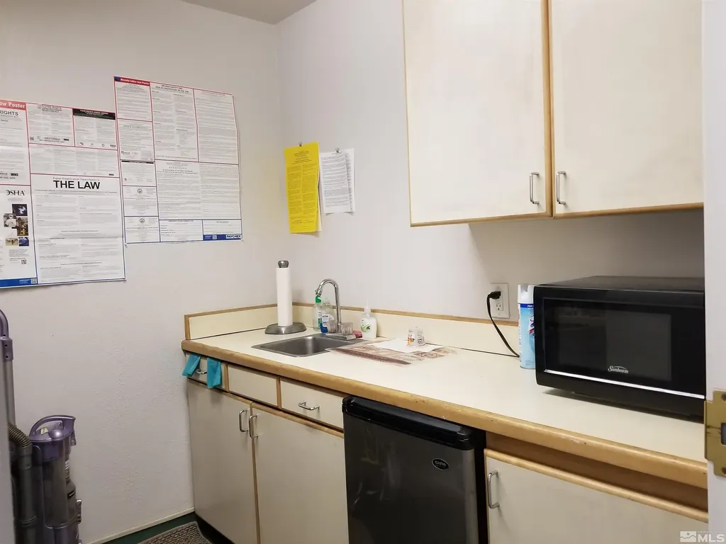 1504 Us Highway 395 Gardnerville NV 89410