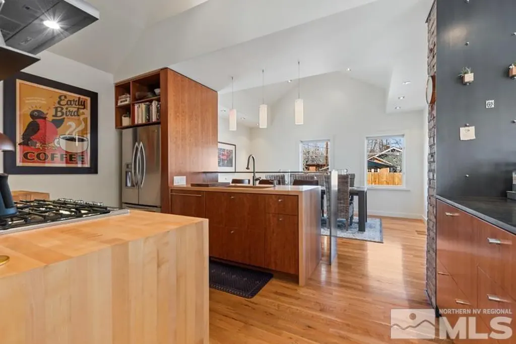 643 John Fremont Reno NV 89509