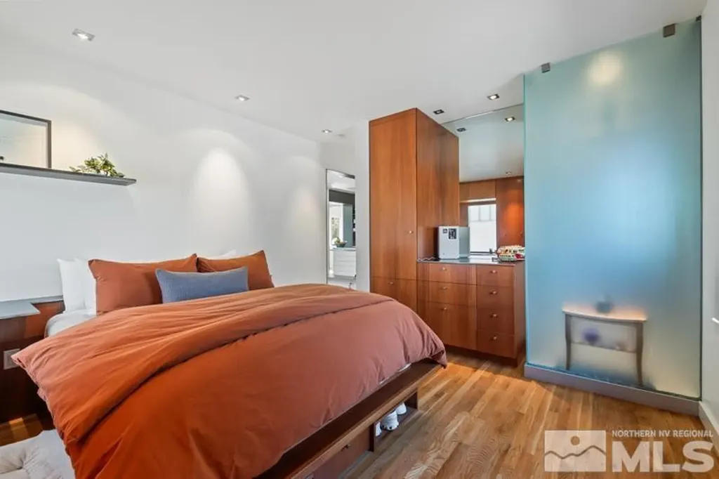 643 John Fremont Reno NV 89509