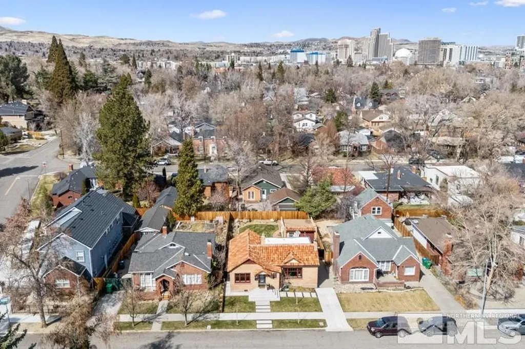 643 John Fremont Reno NV 89509