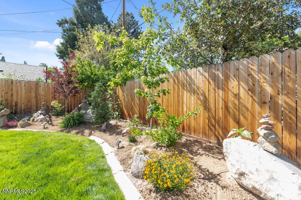 643 John Fremont Reno NV 89509
