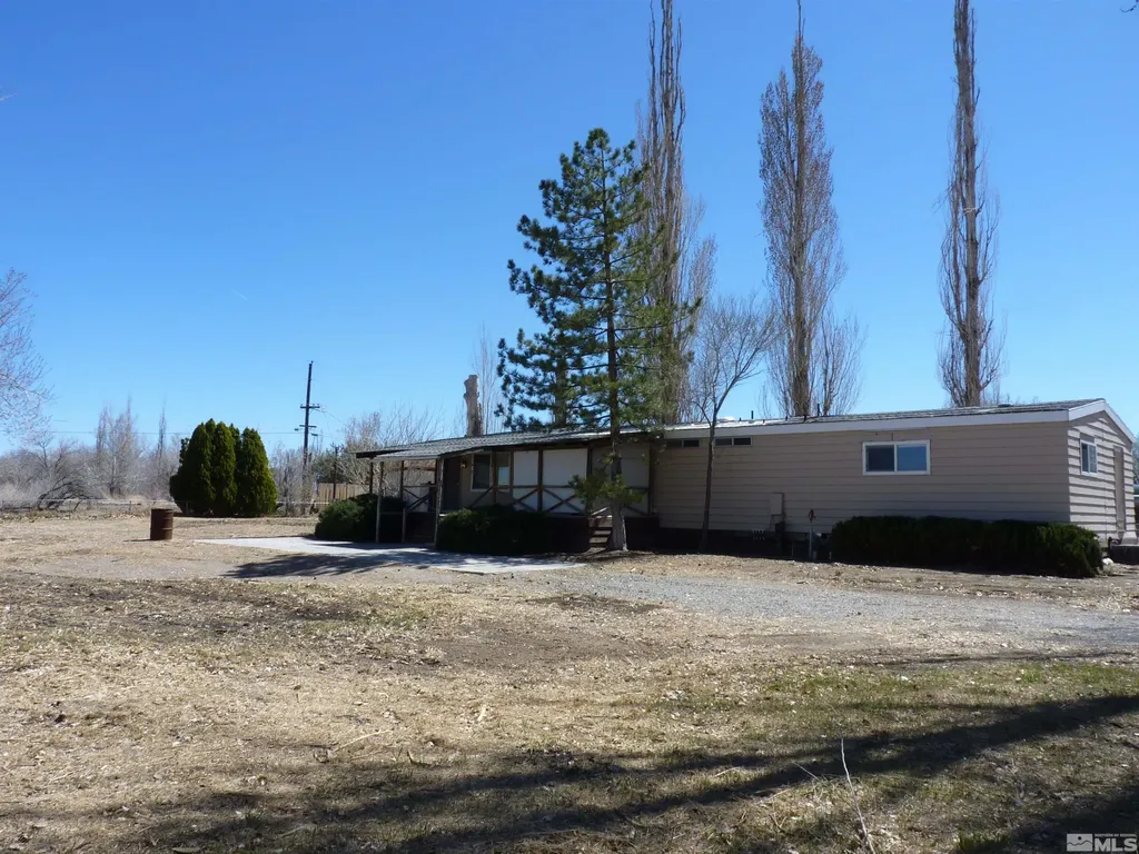 6 Palomino Yerington NV 89447