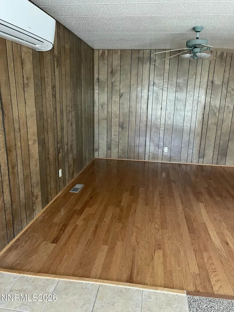 6 Palomino Yerington NV 89447