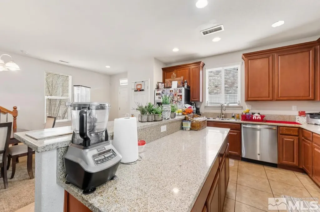 2020 Alamo Square Reno NV 89509
