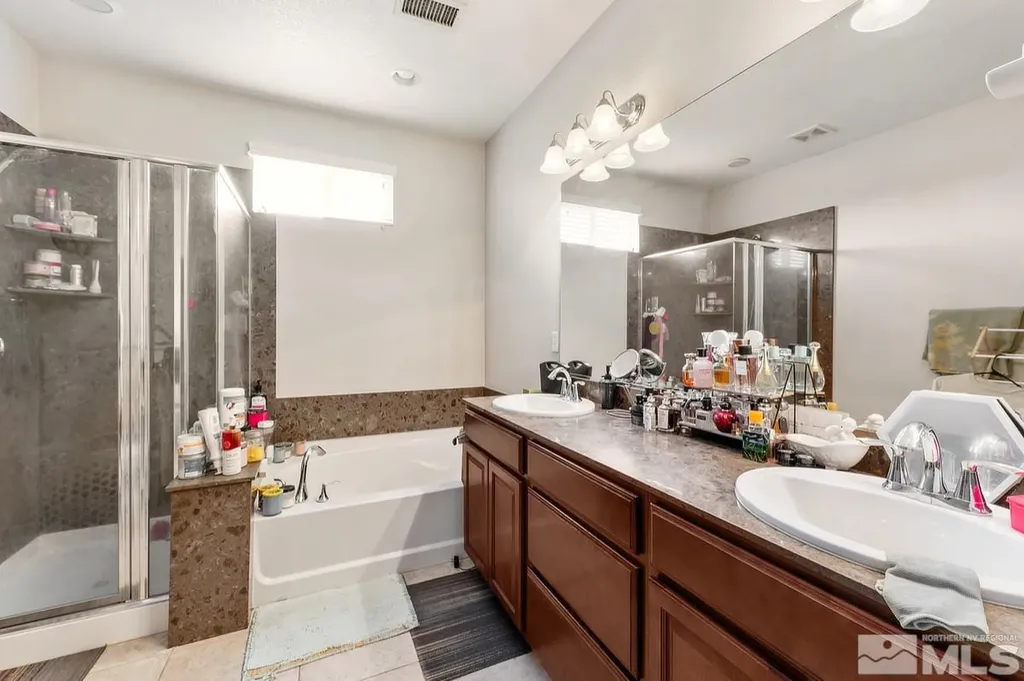 2020 Alamo Square Reno NV 89509