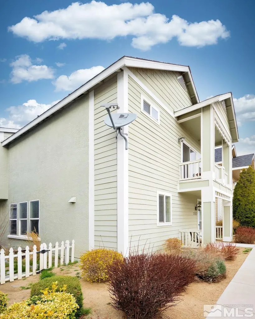 2020 Alamo Square Reno NV 89509