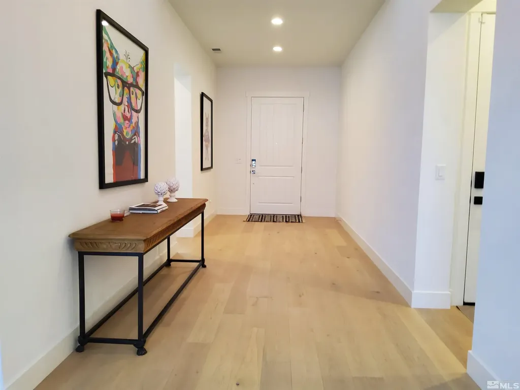 5449 Side Saddle Reno NV 89511