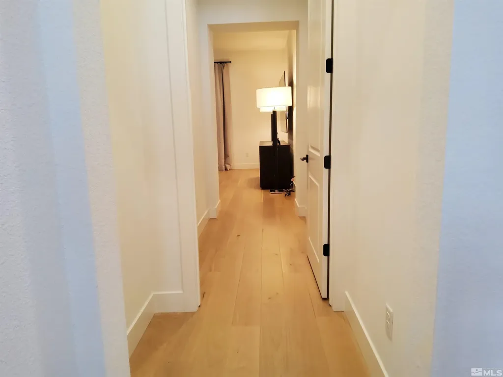 5449 Side Saddle Reno NV 89511