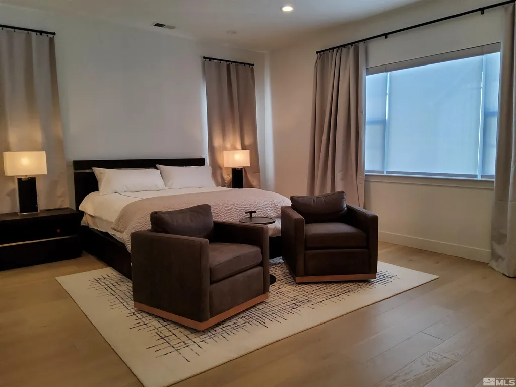 5449 Side Saddle Reno NV 89511