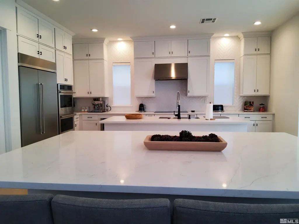 5449 Side Saddle Reno NV 89511