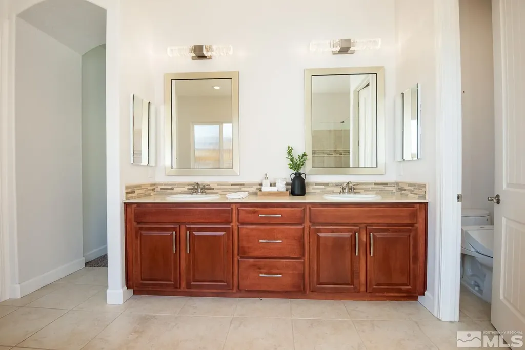 2814 Voight Canyon Genoa NV 89411