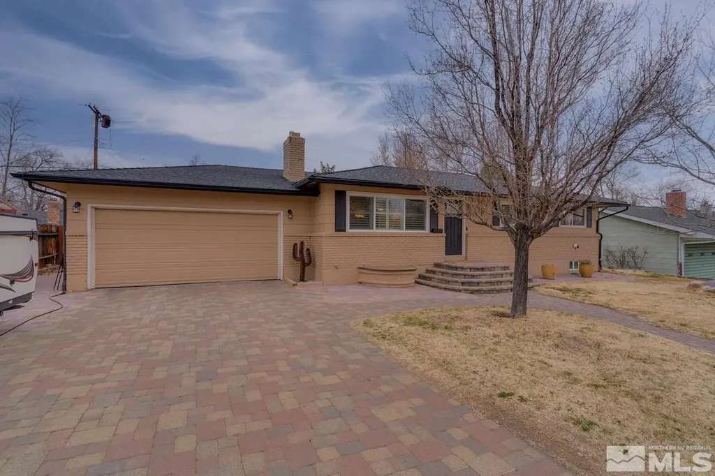1015 Maplewood Reno NV 89509