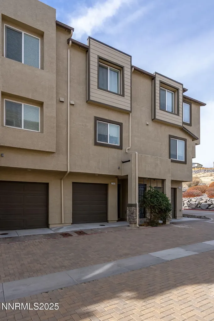 2997 Silver River Sparks NV 89431
