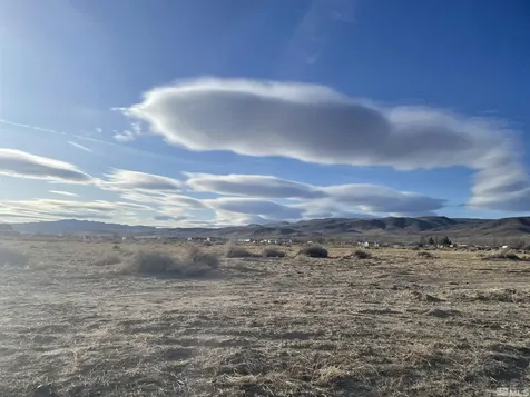 3135 Rawhide Silver Springs NV 89429