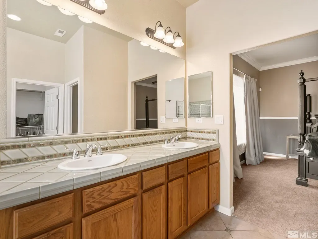1194 Jasmine Fernley NV 89408