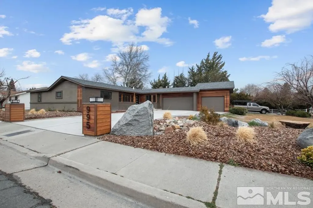 995 Skyline Reno NV 89509