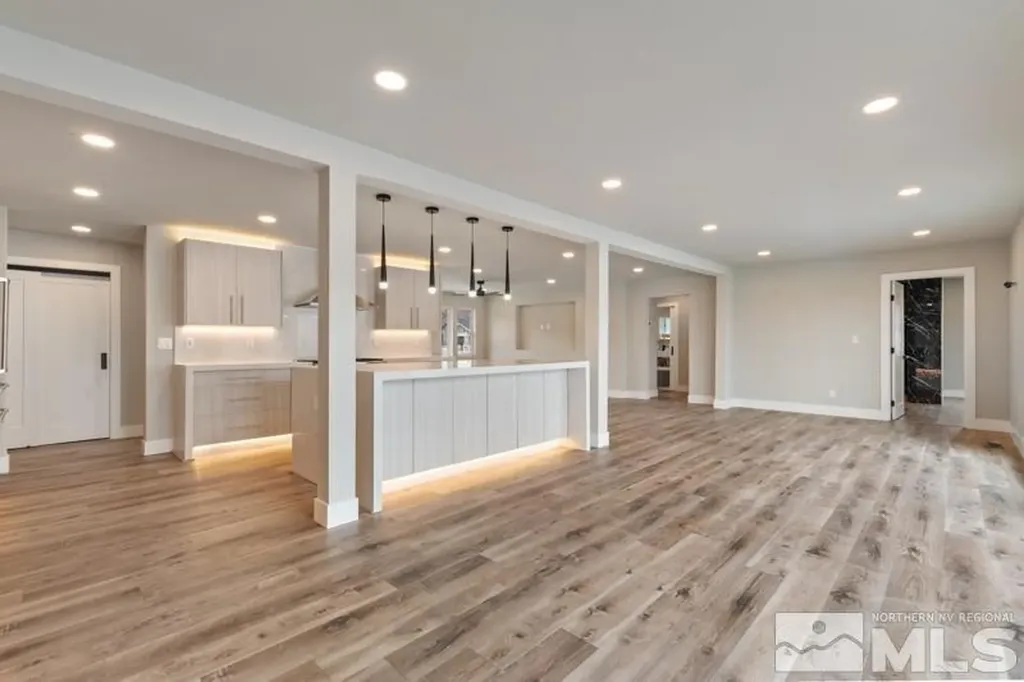 995 Skyline Reno NV 89509