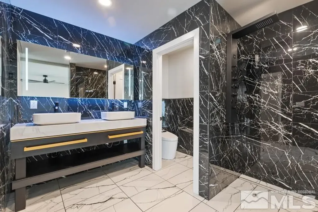 995 Skyline Reno NV 89509