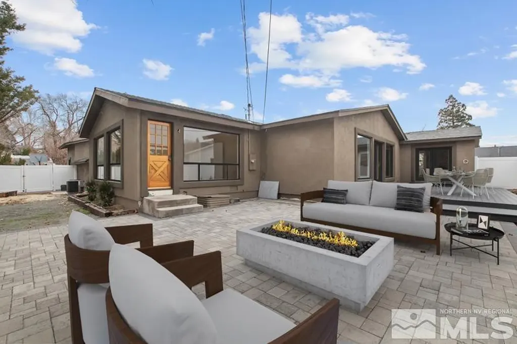 995 Skyline Reno NV 89509