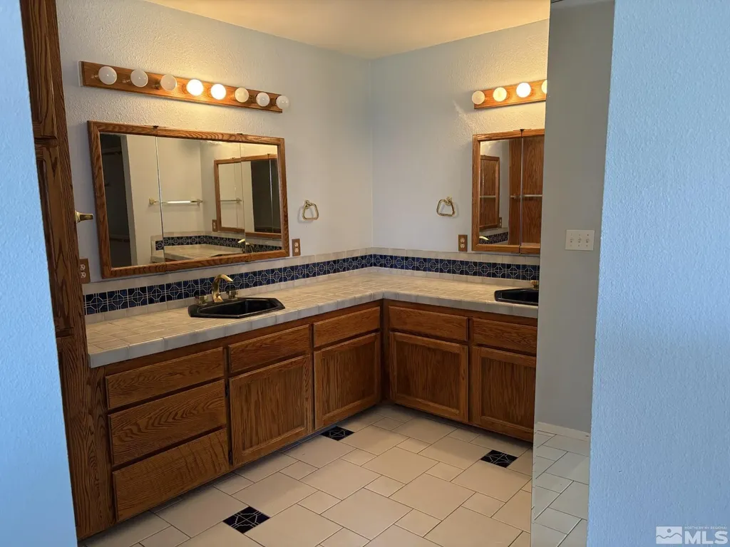 3 Comstock Carson City NV 89703