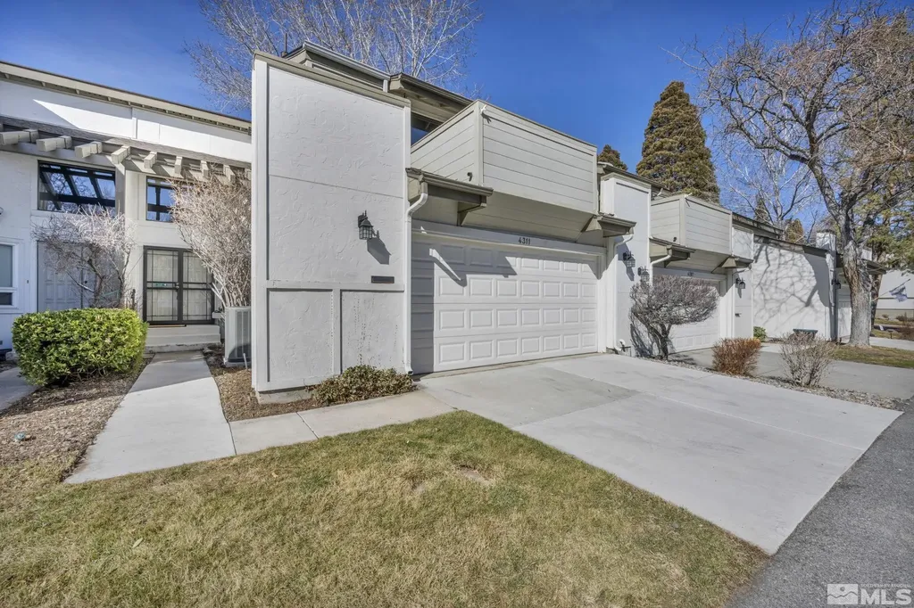 4311 Clyde Reno NV 89509