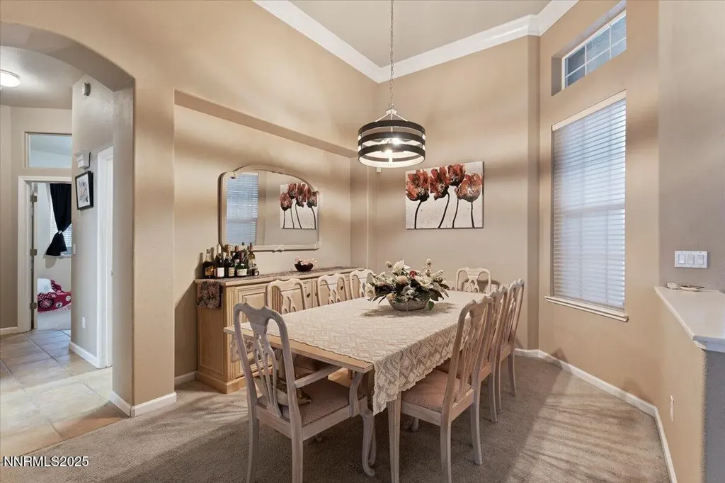 1556 Diamond Country Reno NV 89521