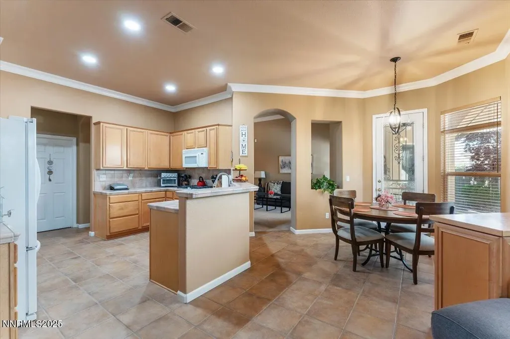 1556 Diamond Country Reno NV 89521