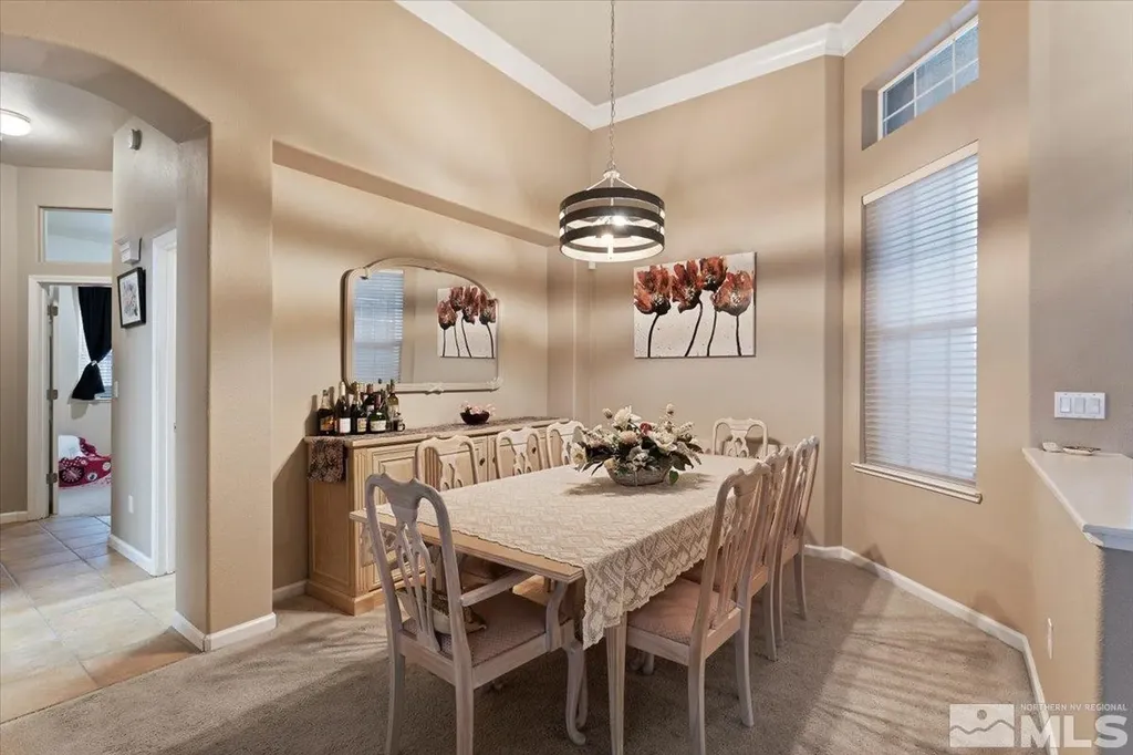 1556 Diamond Country Reno NV 89521