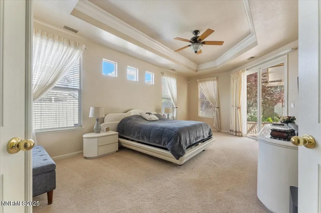 1556 Diamond Country Reno NV 89521