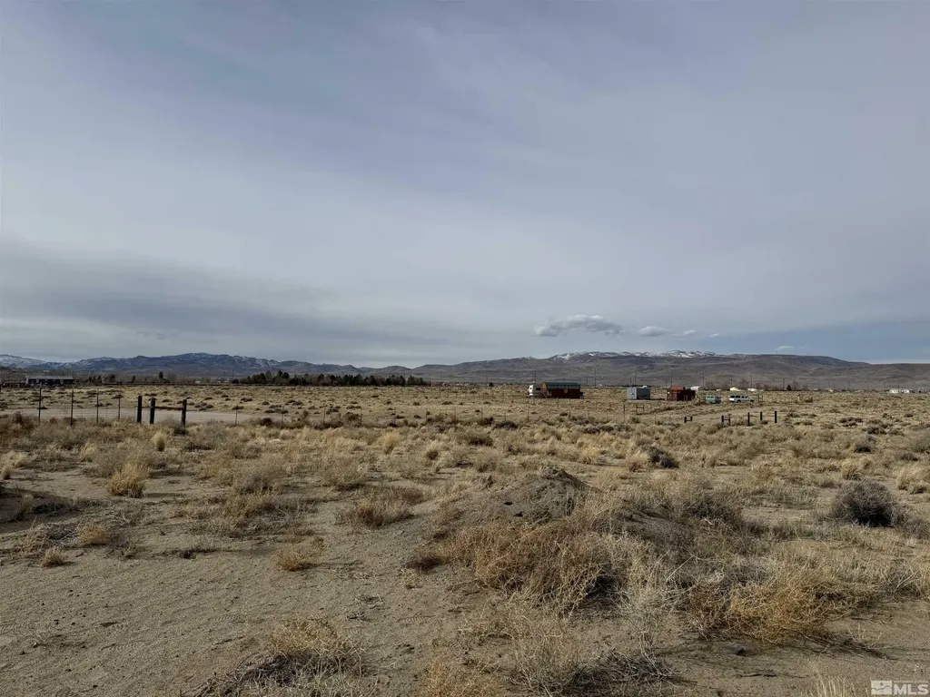 5340 Kafal Silver Springs NV 89429