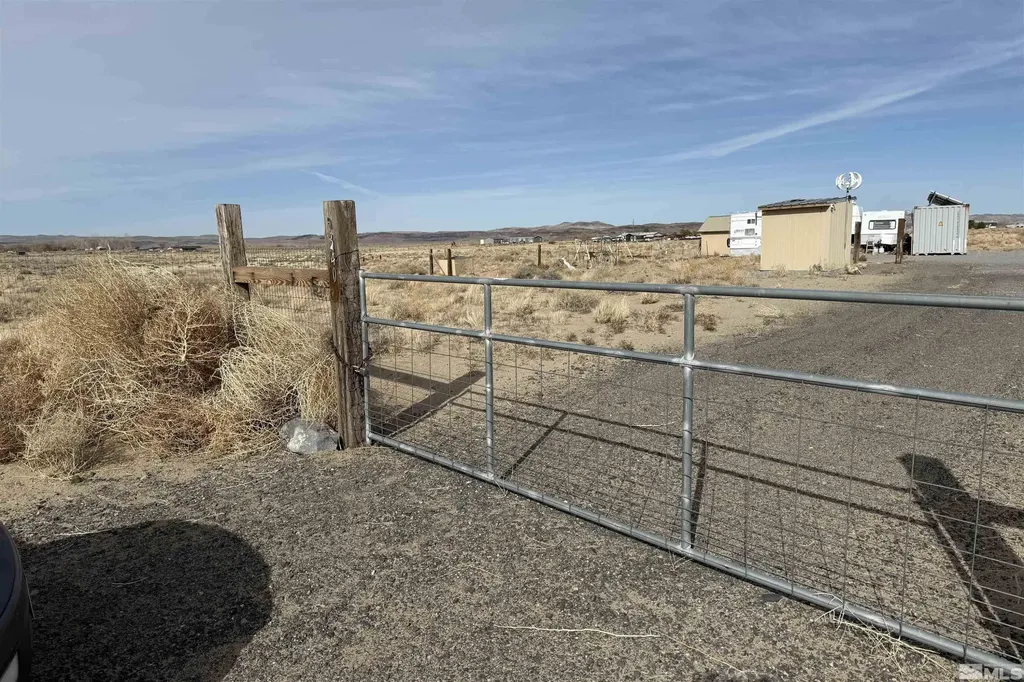 5340 Kafal Silver Springs NV 89429