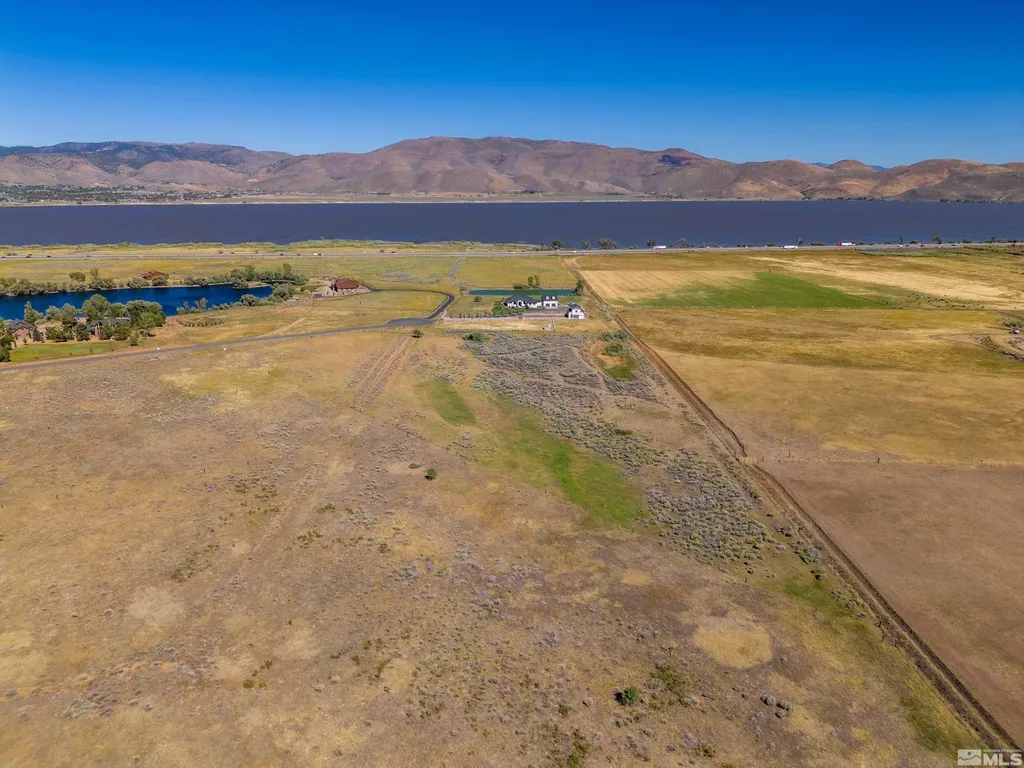 18525 Lake Vista Washoe Valley NV 89704