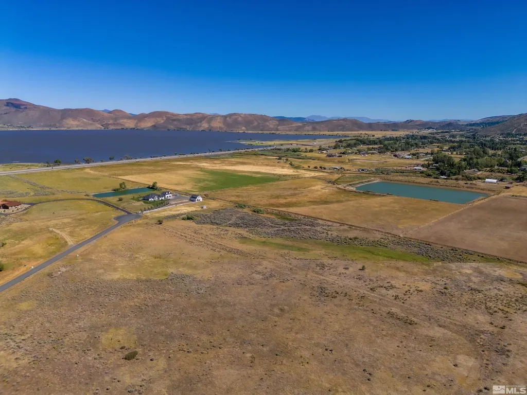 18525 Lake Vista Washoe Valley NV 89704