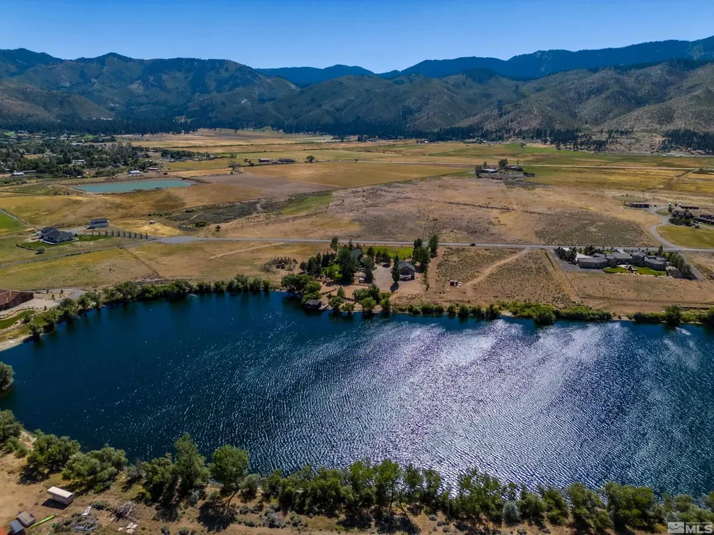 18525 Lake Vista Washoe Valley NV 89704