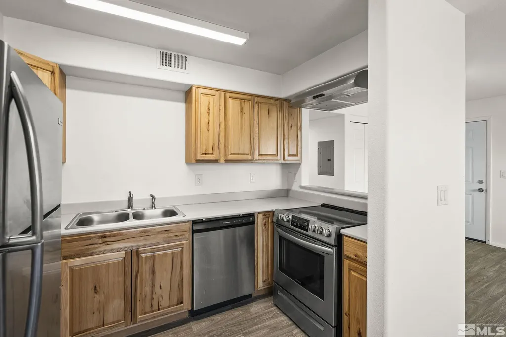 15 Gentry Reno NV 89502