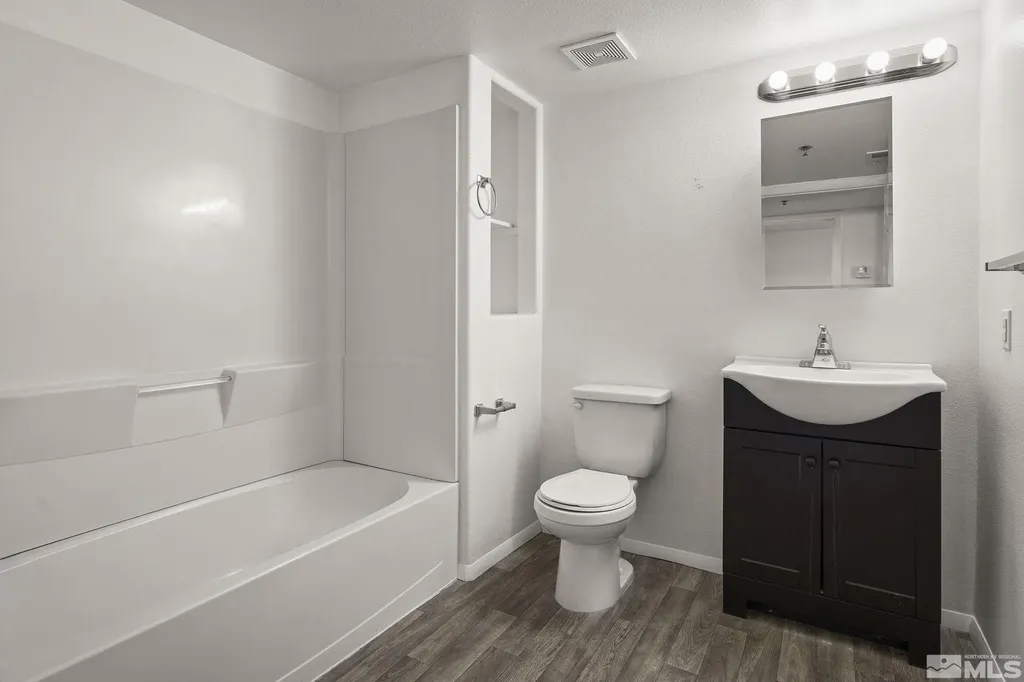15 Gentry Reno NV 89502