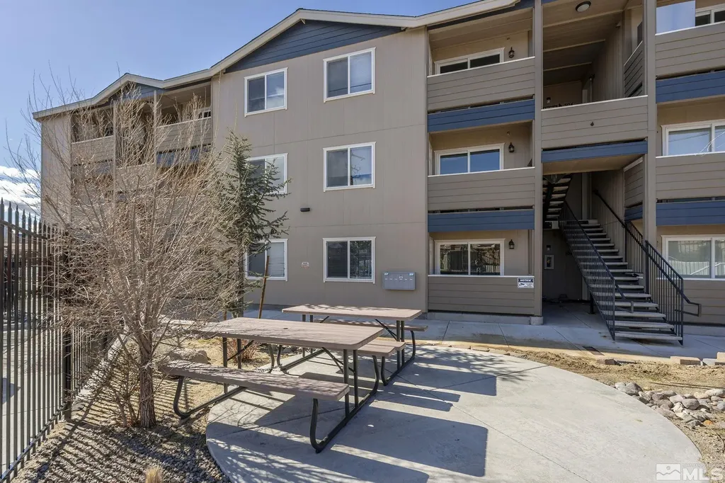 15 Gentry Reno NV 89502