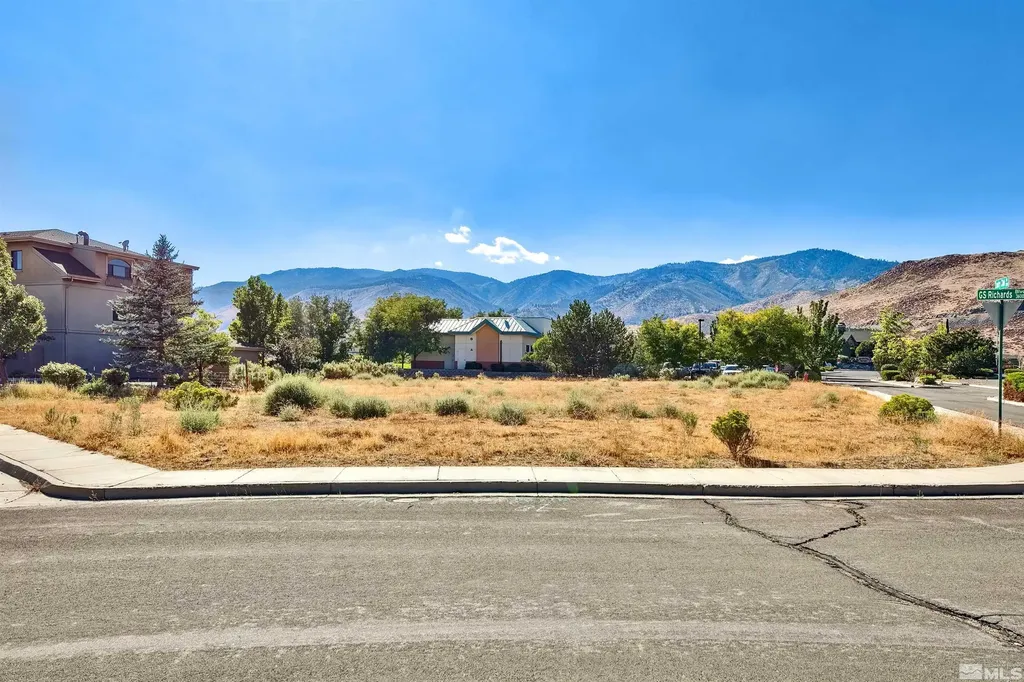1103 Country Club Carson City NV 89703