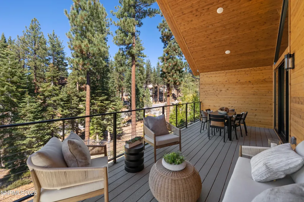 152 Sierra Colina Stateline NV 89449