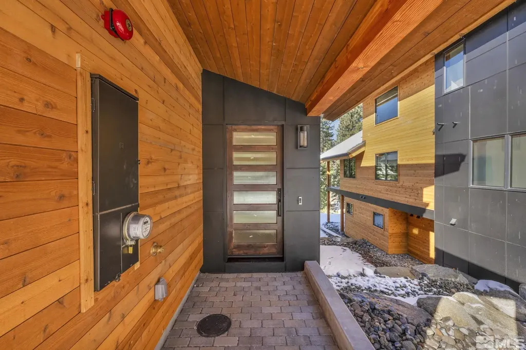 152 Sierra Colina Stateline NV 89449