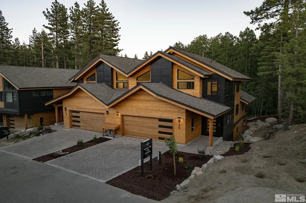 157 Sierra Colina Stateline NV 89449