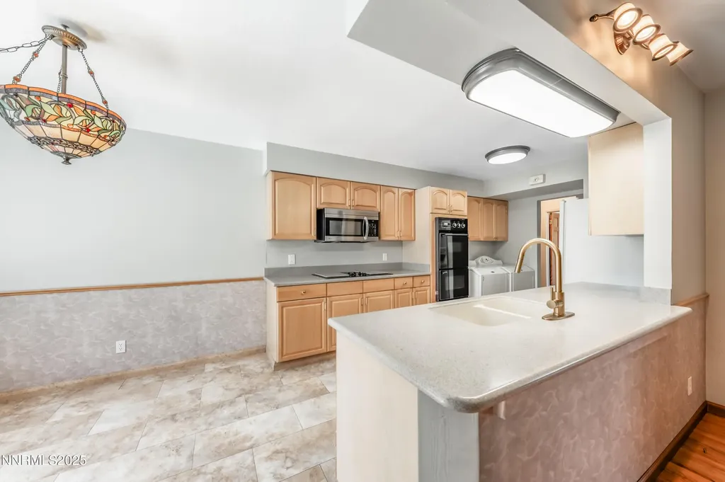 630 Sapphire Cricle Reno NV 89509